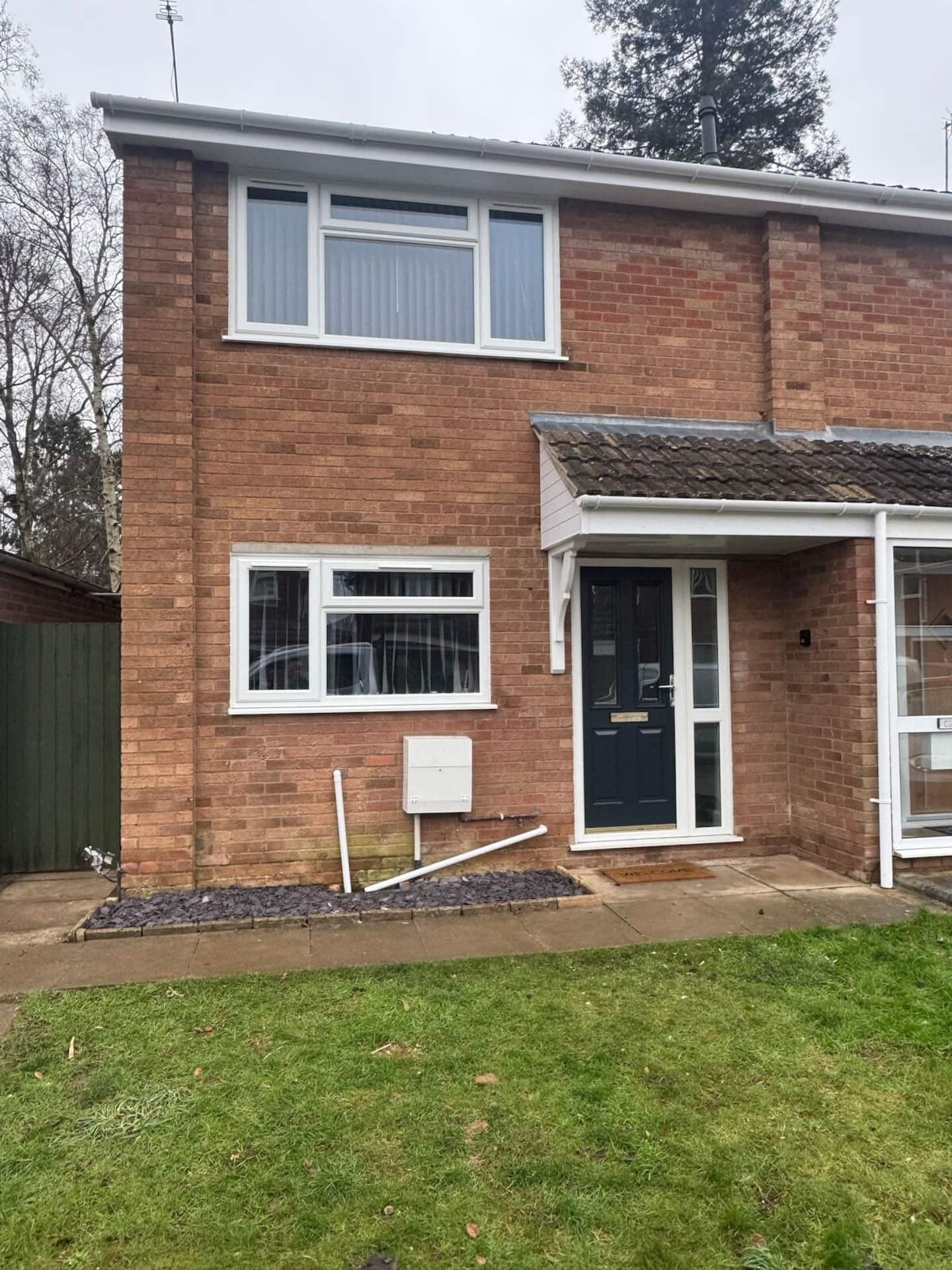 Front garden and entrance